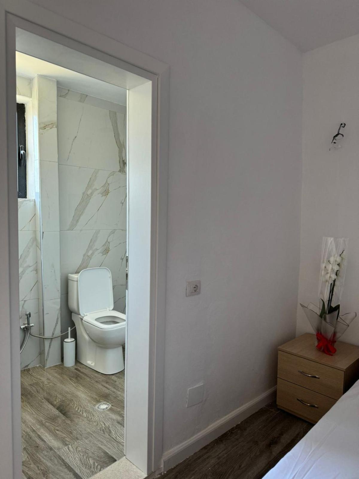 Vila Bleta Vlore Exterior photo
